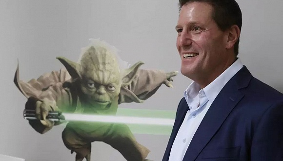 仅隔6分钟，张一鸣批准凯文·梅耶尔辞职