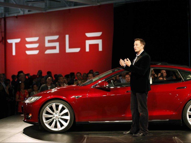 来拼多多“拼”特斯拉，为啥就行不通了？