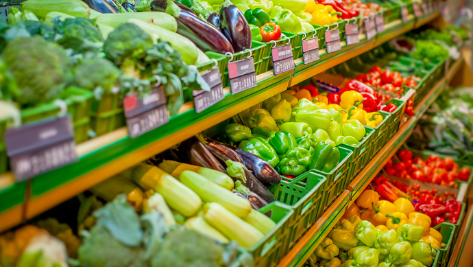 阿里为什么“弃易果选盒马”？