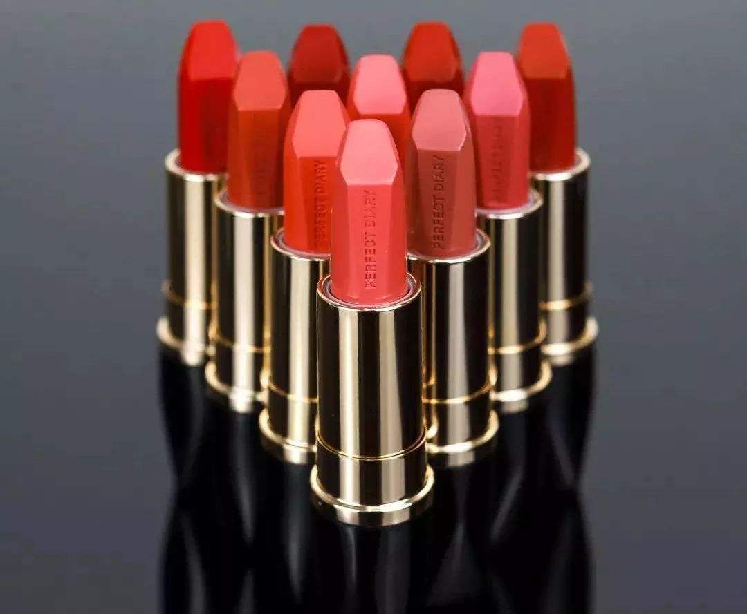 那些用企业微信的企业，都“悄悄”上市了